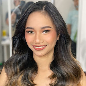 Meet your Posher, Shera zsanina corpuz